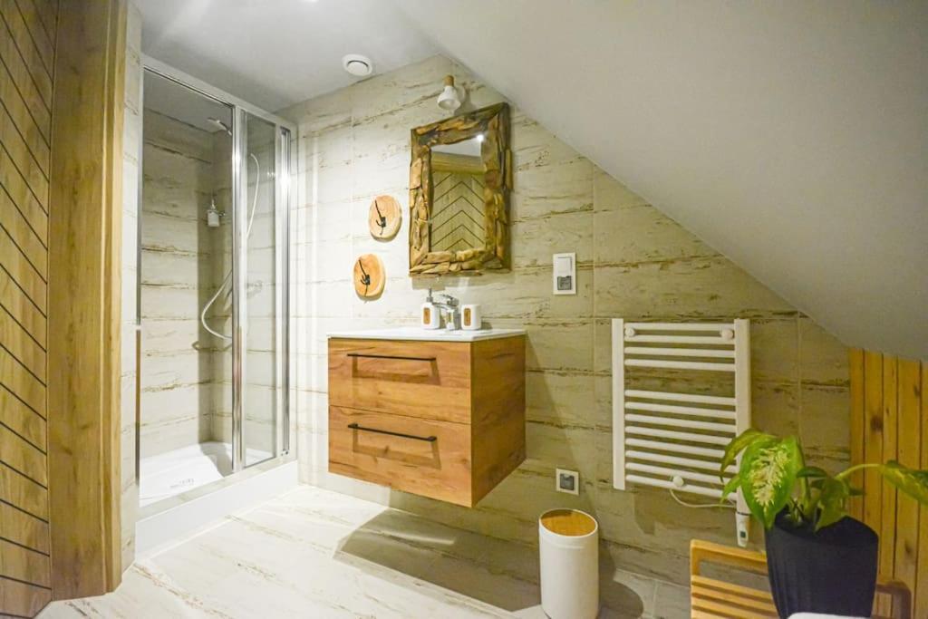 Polana Slowikowa 5 Star- Domek W Gorach Z Jacuzzi, Sauna,Basen,Ogrod Z Lasem, Kominek I Narty Stroza  المظهر الخارجي الصورة