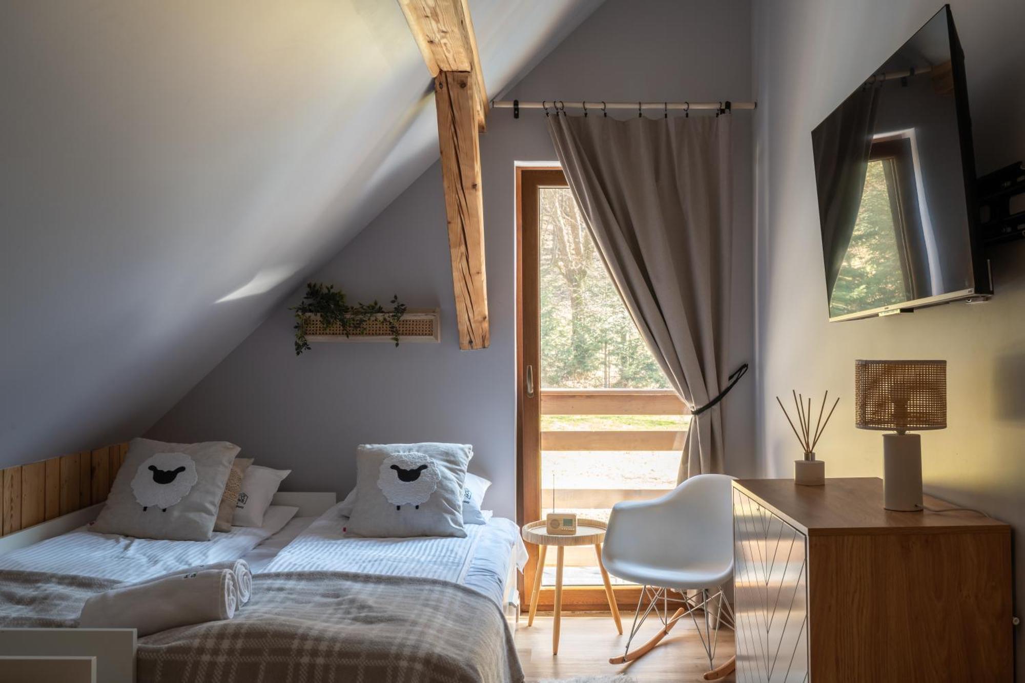 Polana Slowikowa 5 Star- Domek W Gorach Z Jacuzzi, Sauna,Basen,Ogrod Z Lasem, Kominek I Narty Stroza  المظهر الخارجي الصورة
